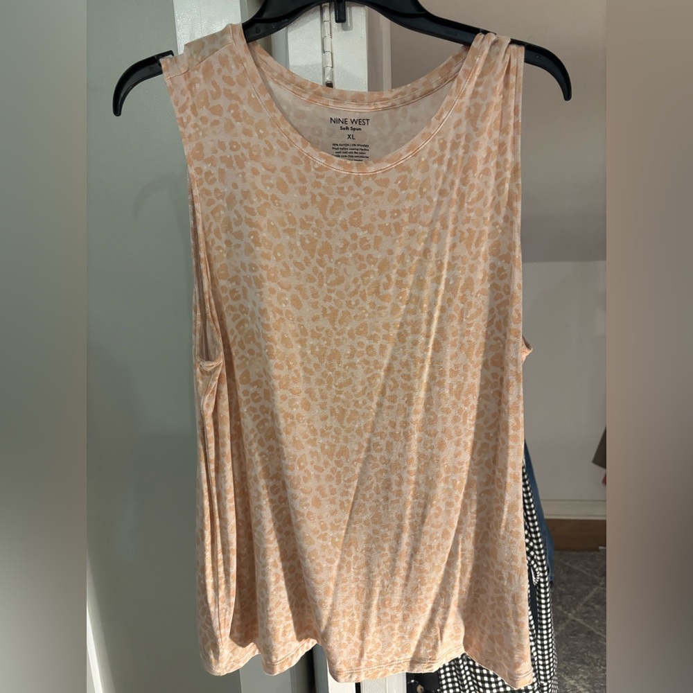Nine West Women's Light Peach Leopard Tank Top